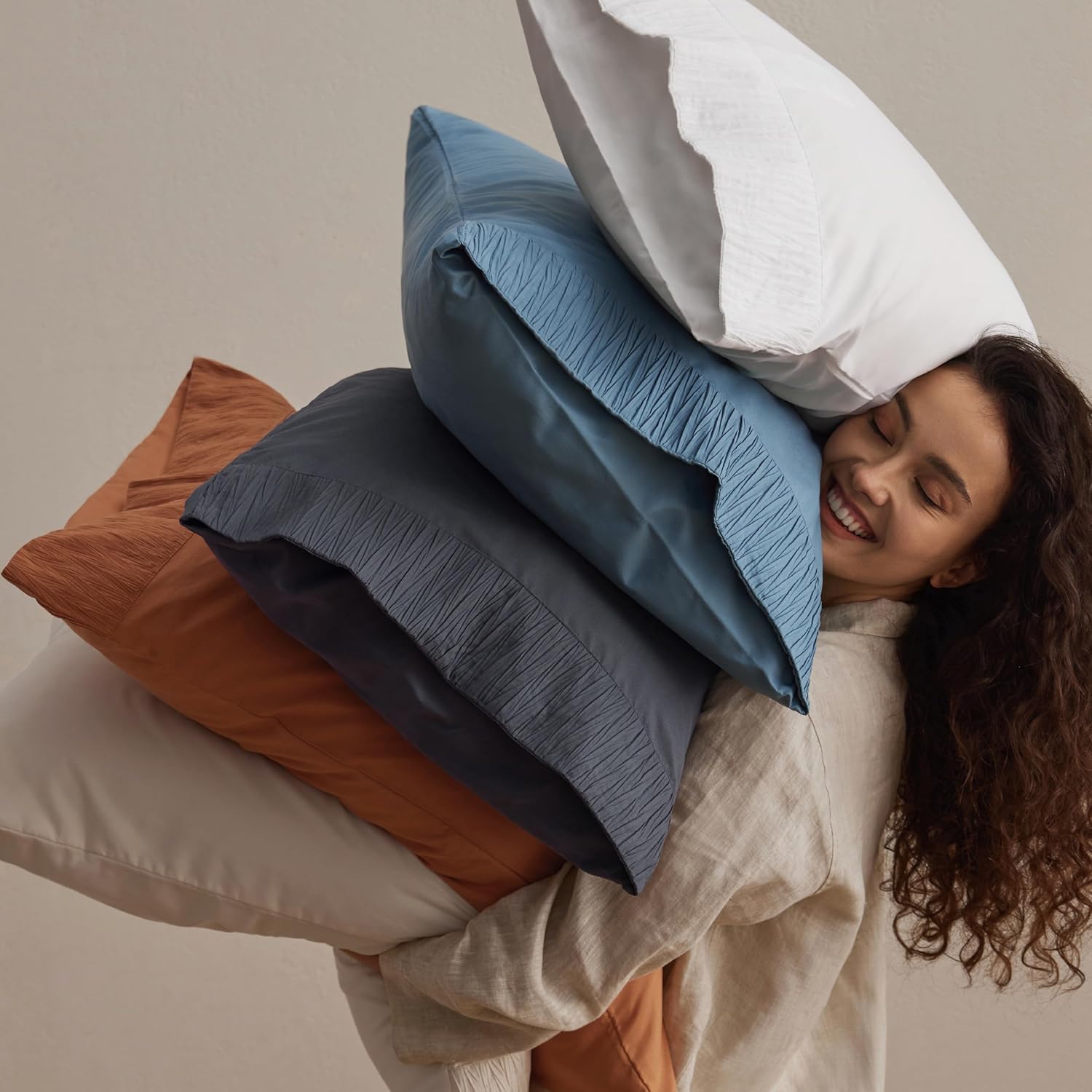 Bedsure Queen Sheet Set - 4 Pieces Soft Queen Size Sheets - Breathable & Cooling - Hotel Luxury - Easy Care Polyester Microfiber Bedding for Women, Men, Dark Grey